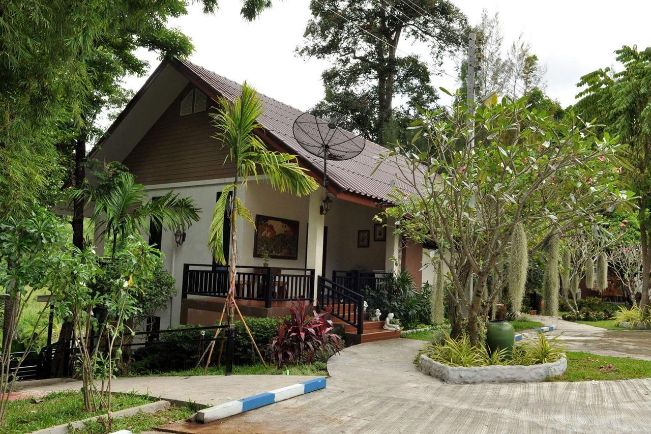 Silver Garden Resort Suan Phueng Luaran gambar