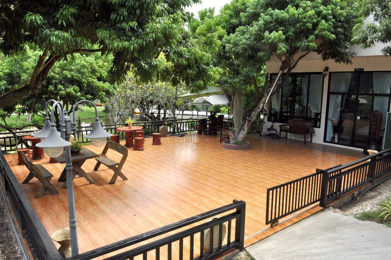 Silver Garden Resort Suan Phueng Luaran gambar