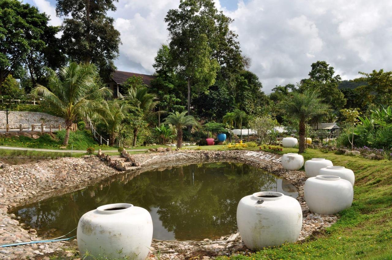 Silver Garden Resort Suan Phueng Luaran gambar